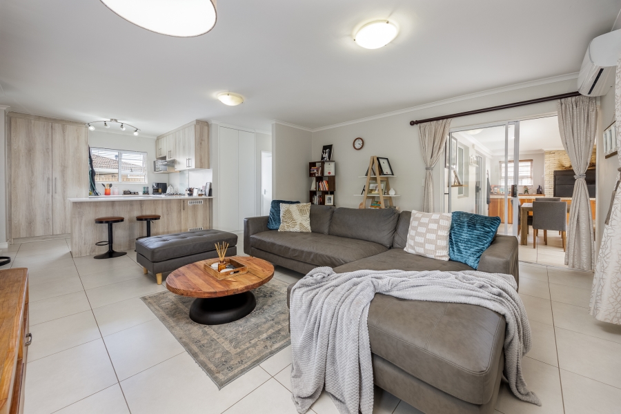 3 Bedroom Property for Sale in Langeberg Village Western Cape